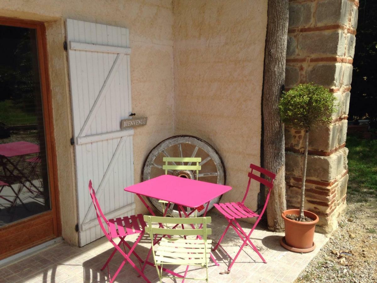 Le Mas De Briquepierre Bed and Breakfast Caraman Exteriör bild