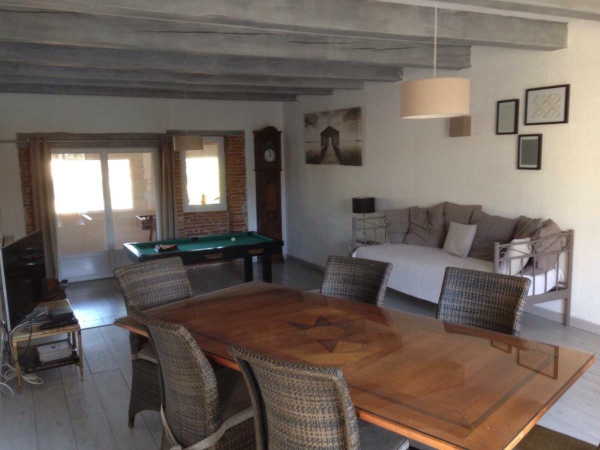 Le Mas De Briquepierre Bed and Breakfast Caraman Exteriör bild